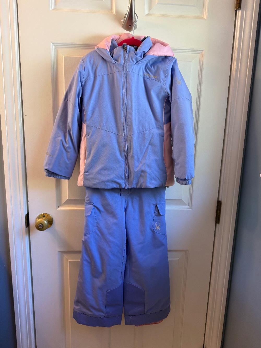 EUC Girls Spyder Purple and Pink Ski Jacket and Ski Pants - size 6
